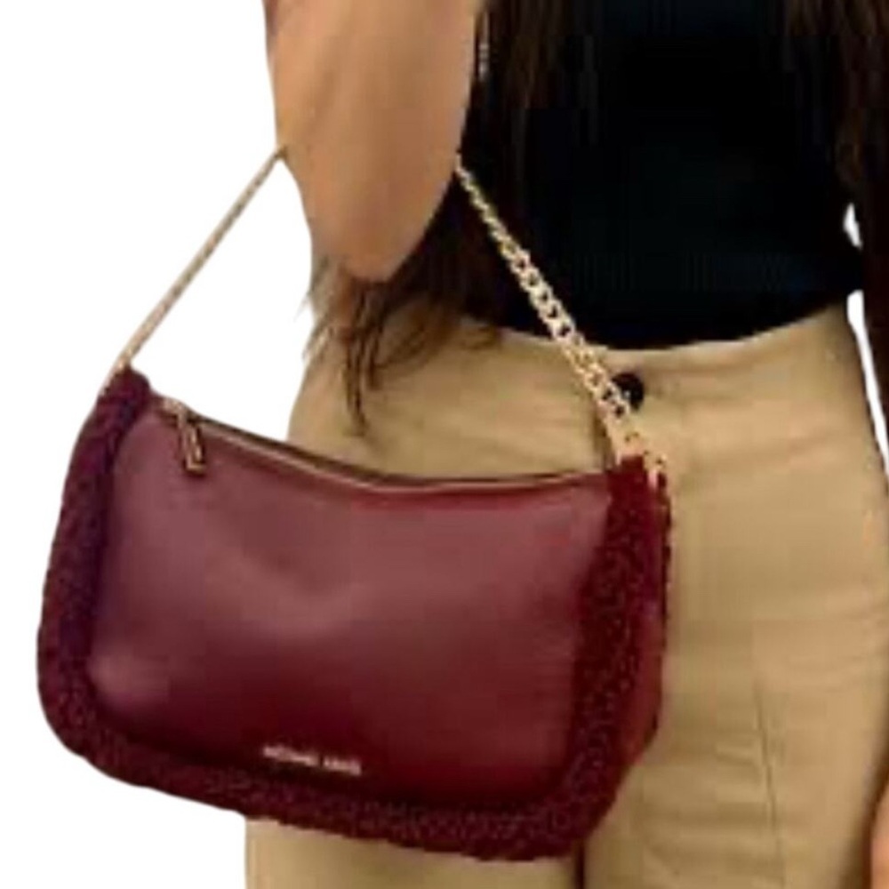 MICHAEL KORS CARMELA Burgundy Multi
Medium Leather Chain Crossbody
Shearling
NWT